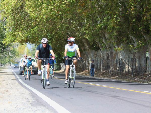 Chile and Argentina cycling vacation