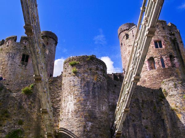 Wales tour by train