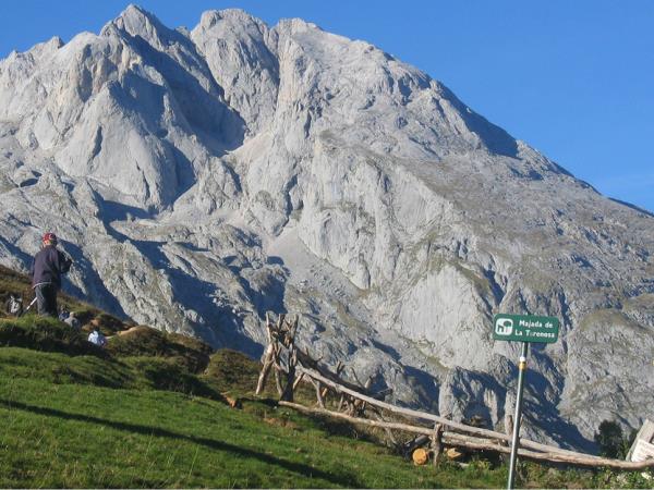 Walking in the Picos de Europa vacation