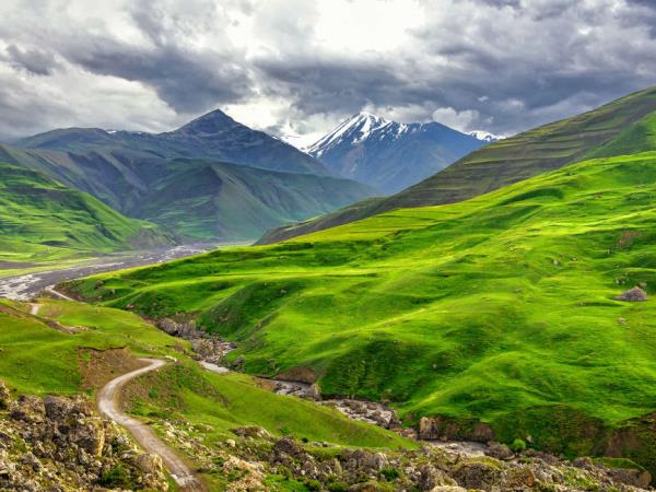 Azerbaijan Caucasus hiking vacation