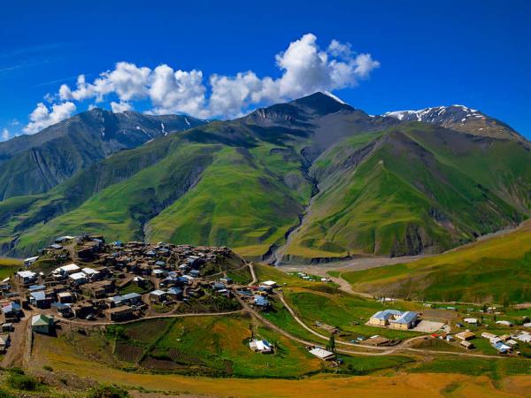 Azerbaijan Caucasus hiking vacation