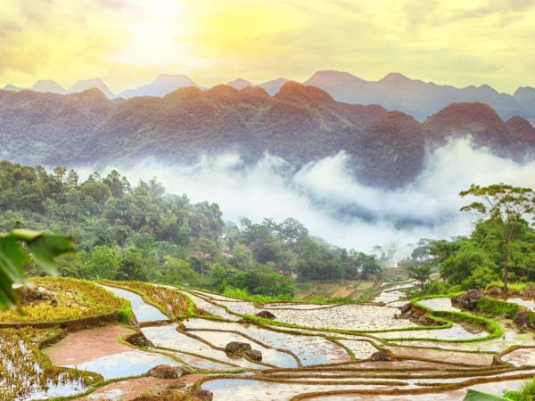 Vietnam walking vacation with Cambodia