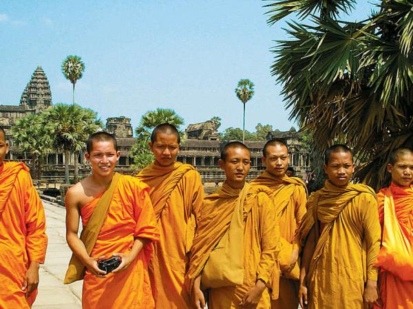 Vietnam walking vacation with Cambodia