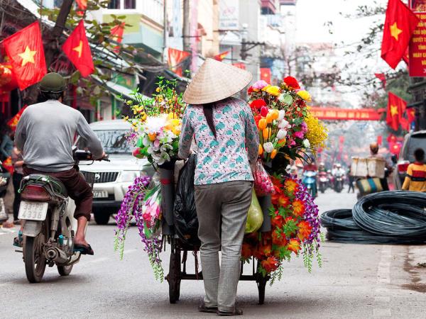 Vietnam walking vacation, one foot in Vietnam