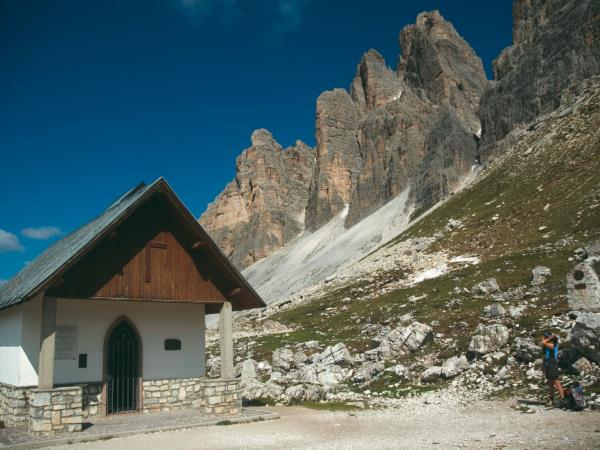 Dolomites guided walking vacation in Italy