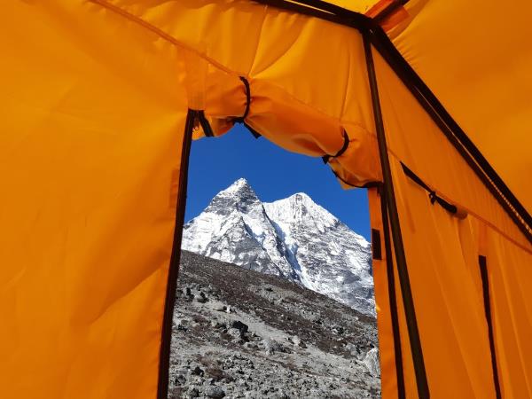 Island Peak & Everest Base Camp hiking expedition