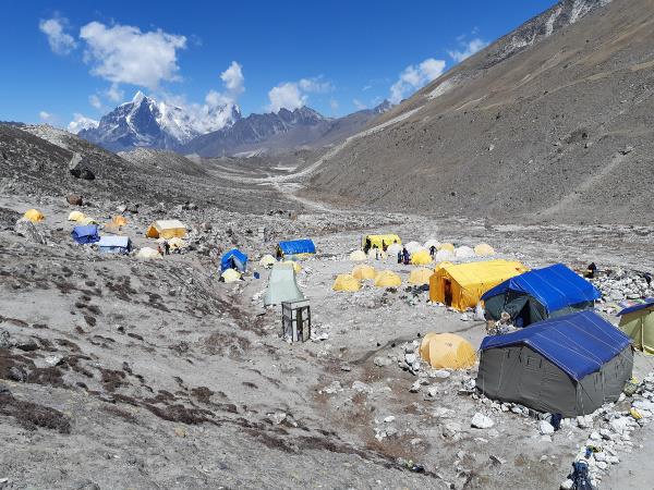 Island Peak & Everest Base Camp hiking expedition
