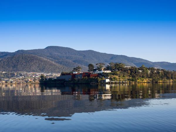 Holiday to Tasmania for New Zealanders