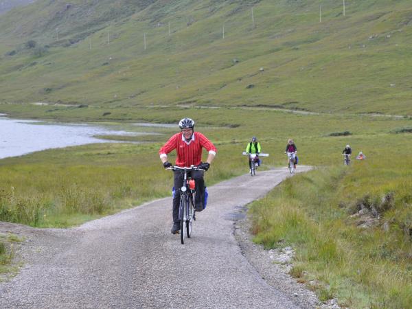 Scotland by boat and bike vacation