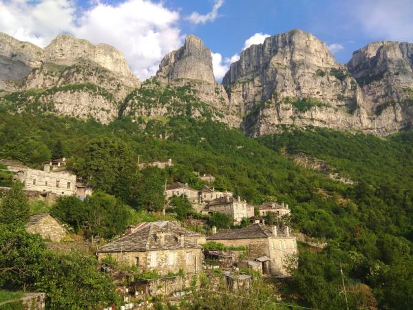 Vikos-Aoos National Park vacation in Greece