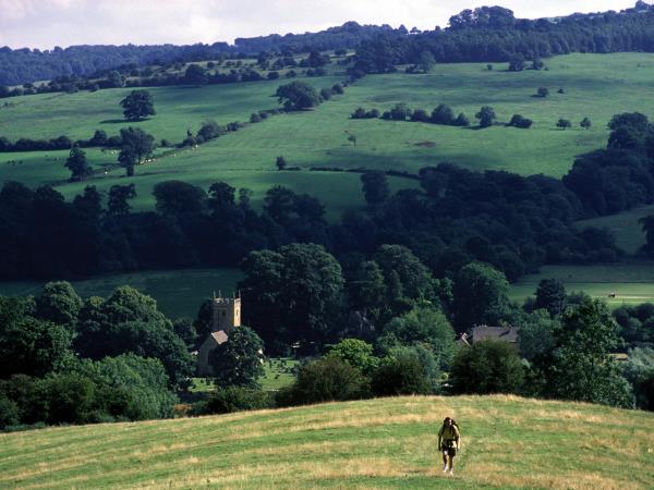 Cotswolds hiking vacation in England