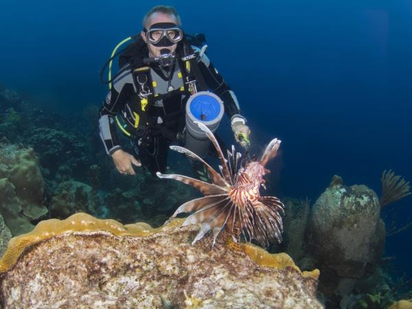 Lionfish spearing marine conservation in Belize