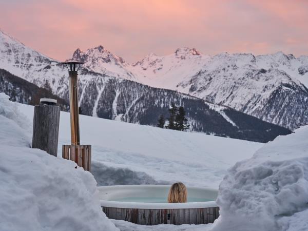 Snowboard and yoga vacation in Austria