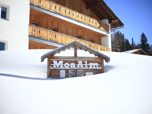 Snowboard and yoga vacation in Austria