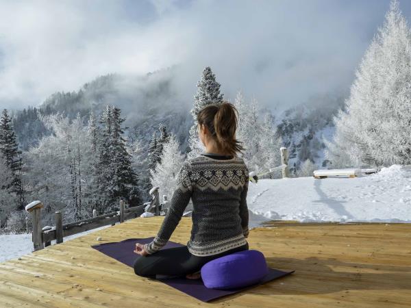 Snowboard and yoga vacation in Austria