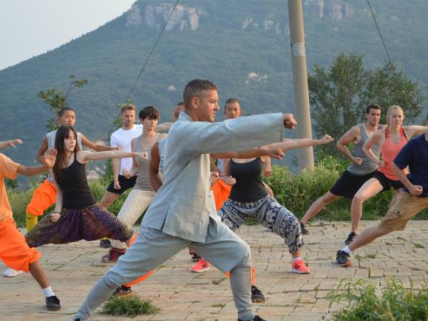 Hong Kong to Beijing tour