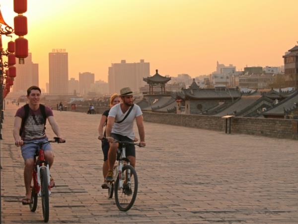 Hong Kong to Beijing tour