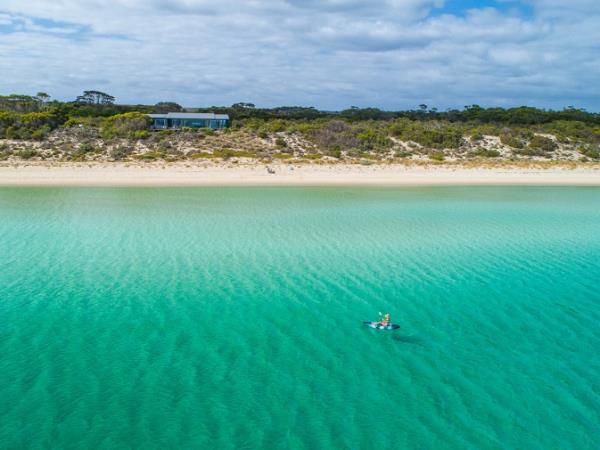 Kangaroo Island dolphin swim and tour, South Australia