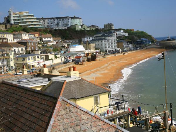 Around the Isle of Wight walking vacation, England