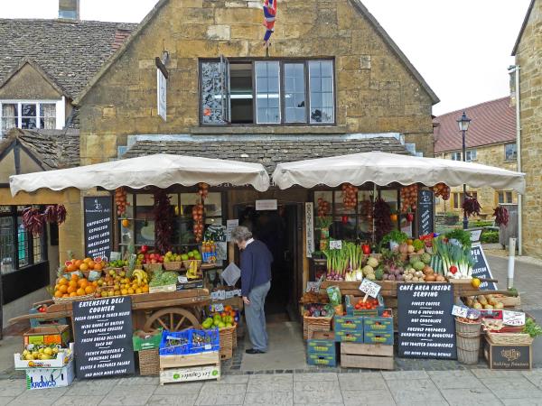 Cotswolds cycling holiday