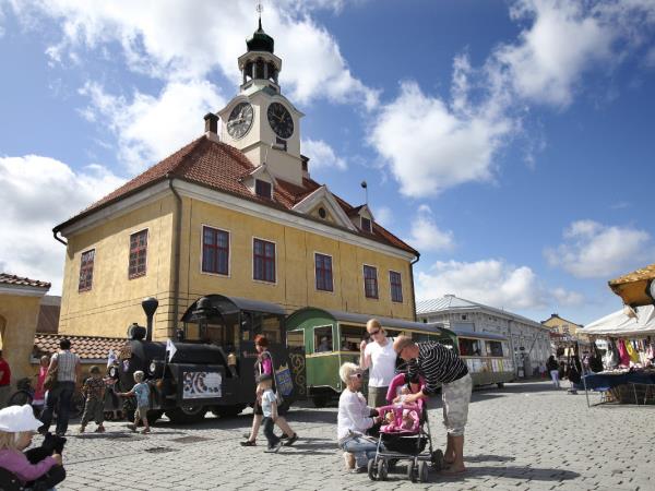 Finland summer activity vacation, Hämeenlinna to Turku
