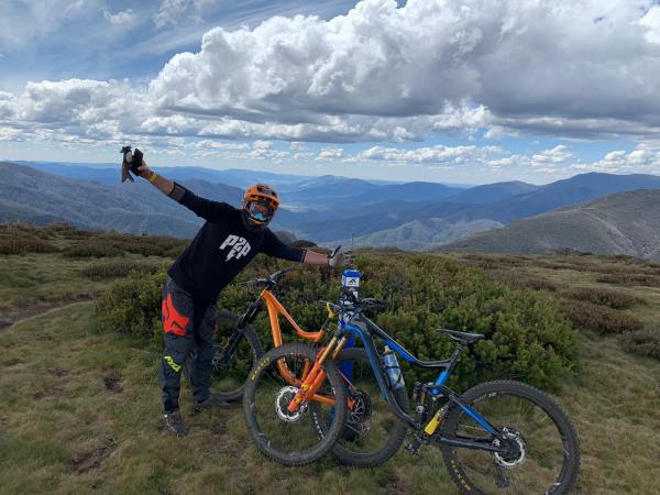 Mountain biking tour in Victoria