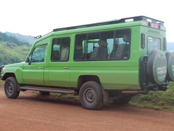 Small group adventure holiday in Uganda