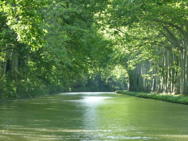 Canal Du Midi self guided cycling vacation