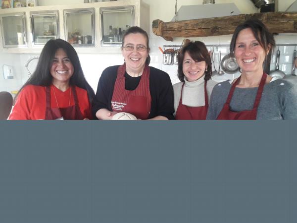 Tuscany holiday, cooking, walking, truffle-hunting tour
