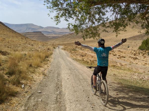 Iran cycling vacation