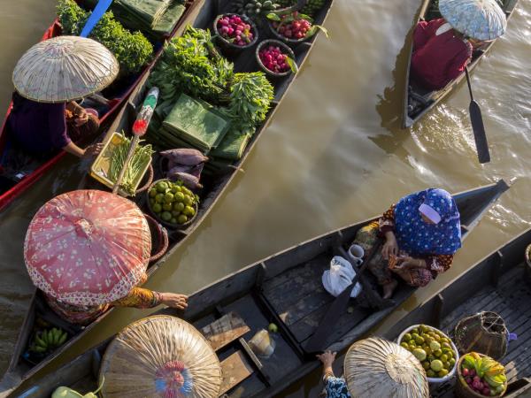 Kalimantan adventure vacation in Borneo