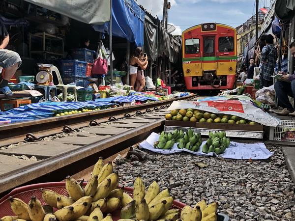 Family adventure vacation in Thailand