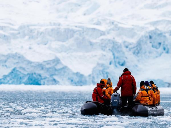 10 Day Introduction to Spitsbergen vacation