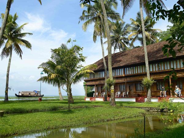 Kerala luxury vacation