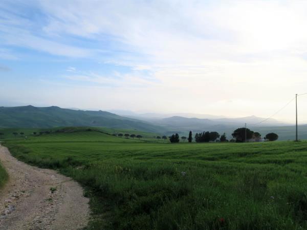 Magna Via Francigena walking vacation in Sicily