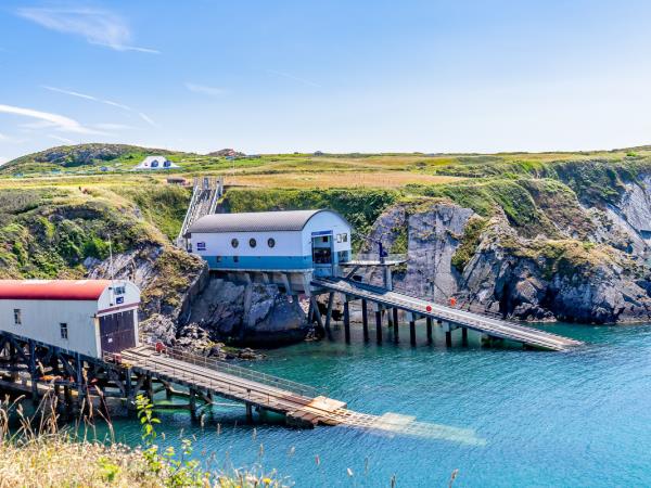 Pembrokeshire coast walking vacation