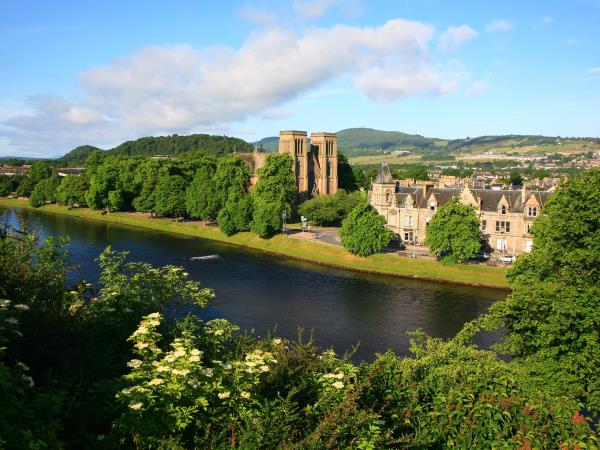 The Great Glen Way hiking vacation in Scotland