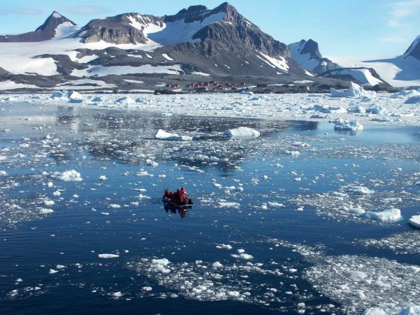 Antarctic explorer cruise