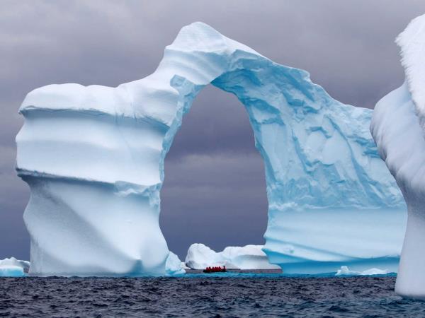 Cruise crossing the Antarctic Circle