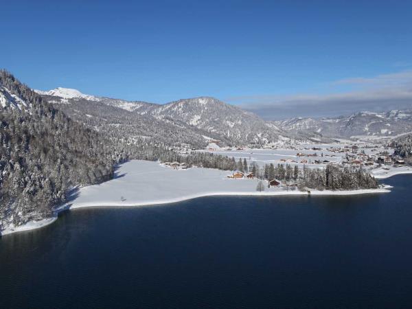 Tyrol winter walking vacation in Austria