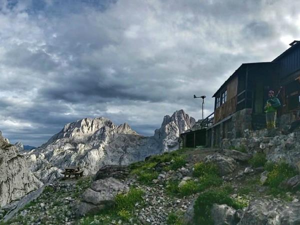 Picos de Europa walking vacation, 8 days