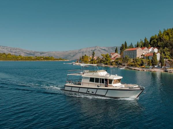 Croatia honeymoon, island hopping