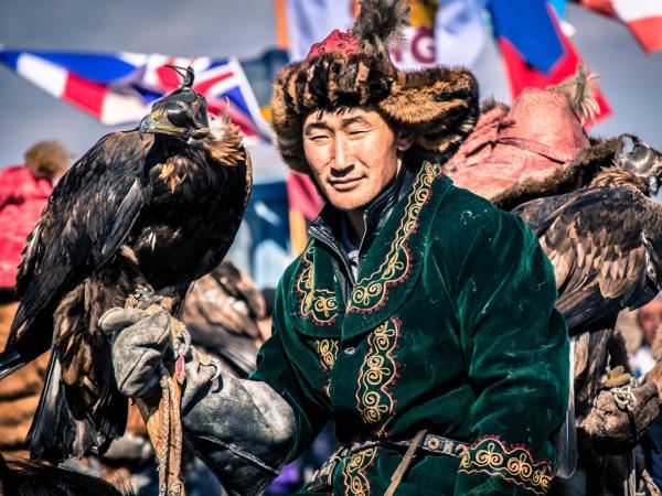 Western Mongolia tour, the Altai mountains & eagles