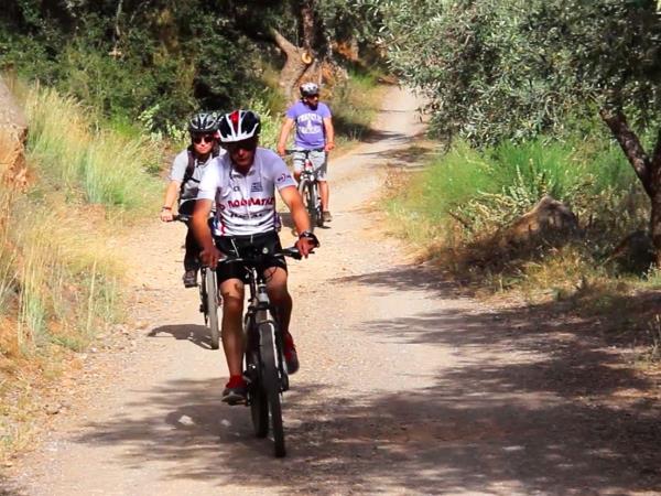 Delphi & Meteora biking & hiking holiday in Greece