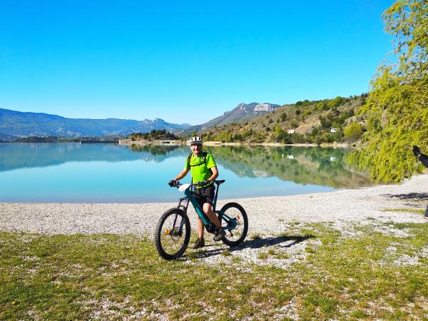 Alps to Provence ebike vacation, France