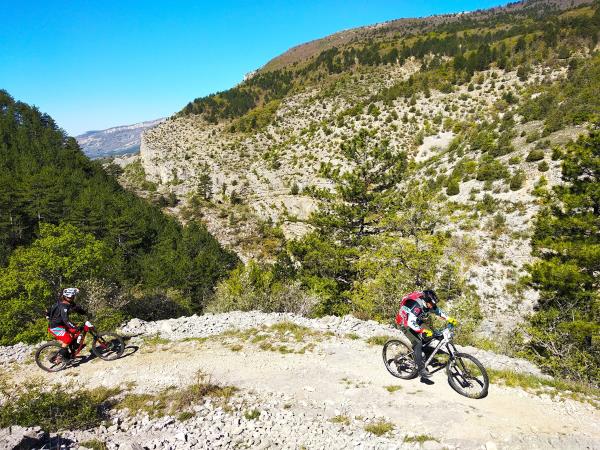 Alps to Provence ebike vacation, France