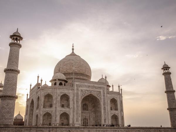Delhi to Goa overland tours in India