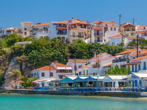 Saronic Islands sailing vacation in Greece