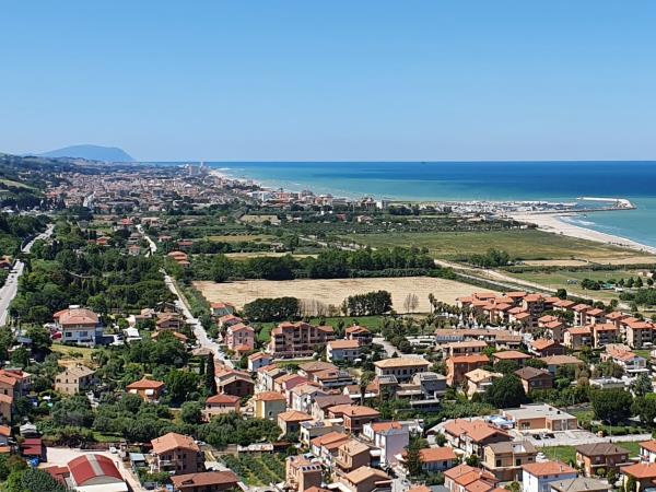 Le Marche biking vacation in Italy, guided