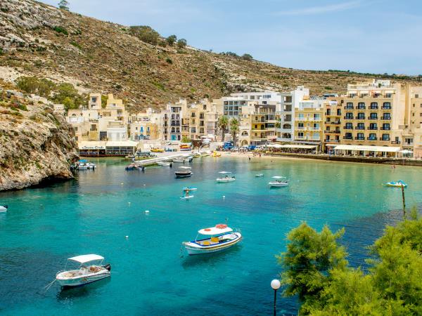 Gozo self catering beach apartment